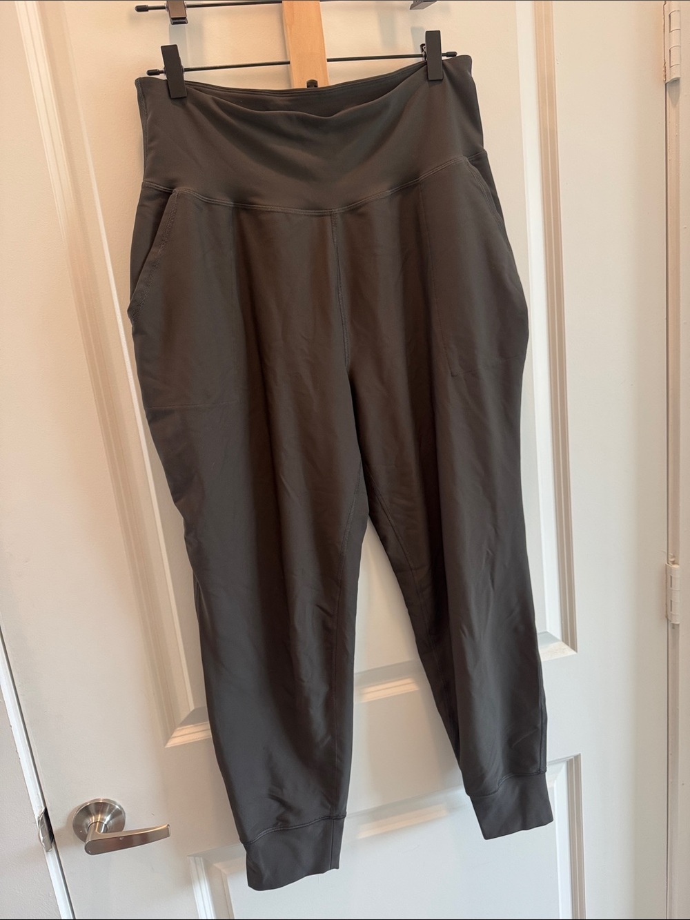 Old Navy Two-Tone Charcoal Jogger Pants